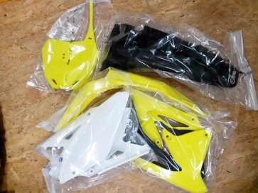 UFO Plastiksatz OEM Suzuki RMZ 450 2013