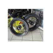 KKE Supermoto Felgen mit Reifen Radsatz KTM, Husqvarna, GasGas Schwarz 17x3,5 / 17x 5,0